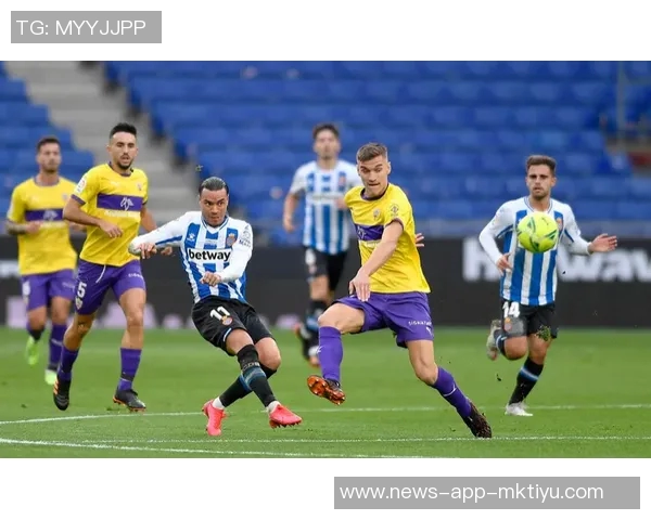 马威狂揽前场板表现出色10分8前场板助力球队战斗力提升 马威狂揽前场板表现出色10分8前场板助力球队战斗力提升