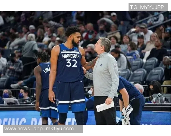 芬奇客场发布会冷清无问询队记透露本地媒体逐渐缺席客场报道 芬奇客场发布会冷清无问询队记透露本地媒体逐渐缺席客场报道